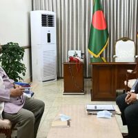 প্রধান উপদেষ্টার সঙ্গে সিইসির সাক্ষাৎ